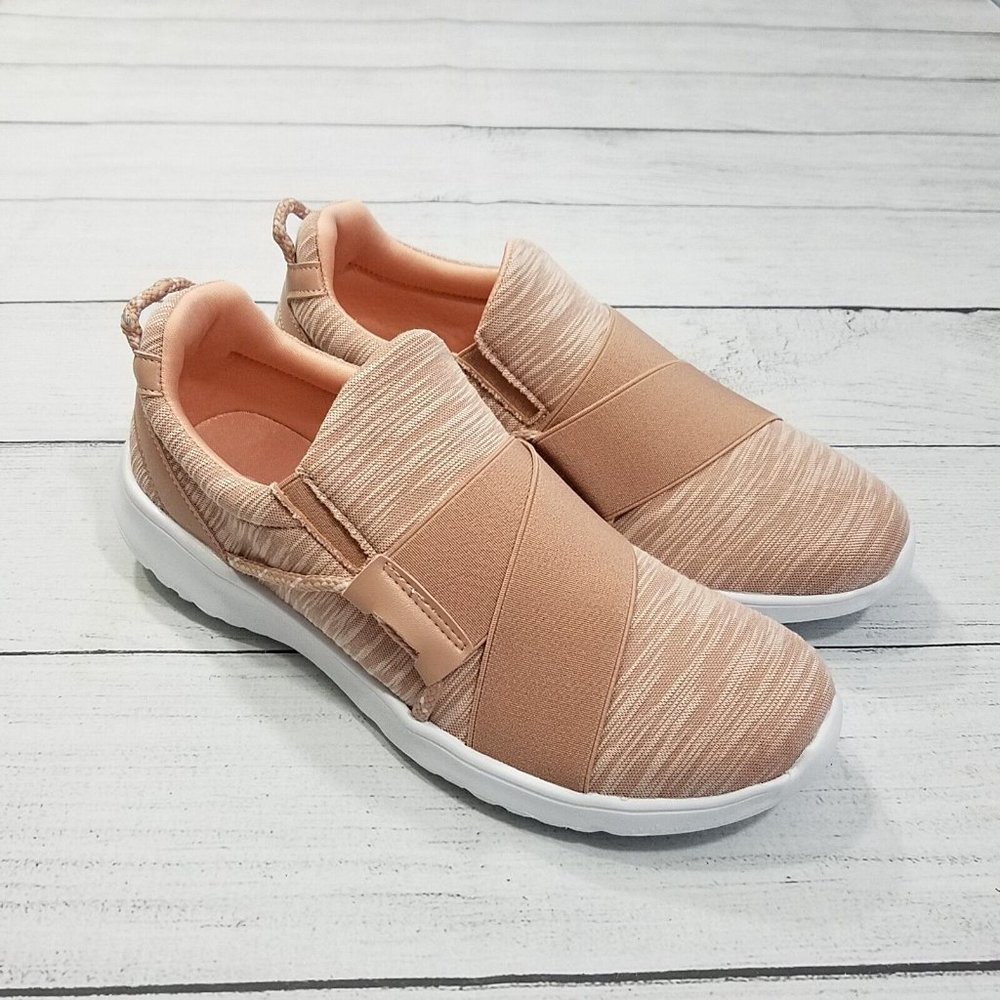Cross Trekkers Beat Slip On Lightweight Athletic Shoes Women's Size 9 - Blush